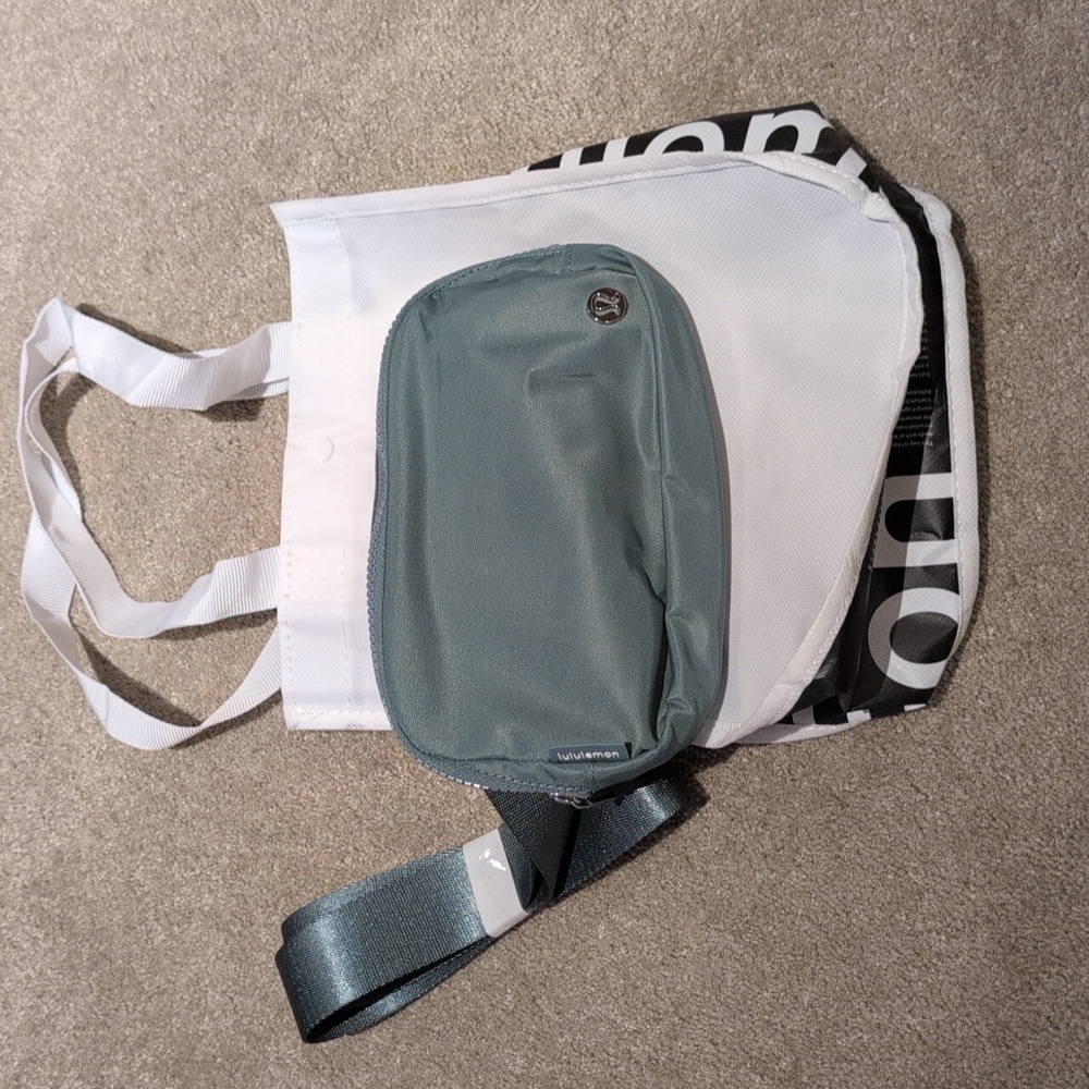 LULULEMON EVERYWHERE BELT BAG *Tidewater Teal* 1L